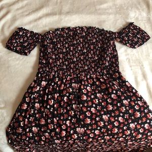 Floral Off the shoulder Sundress💐